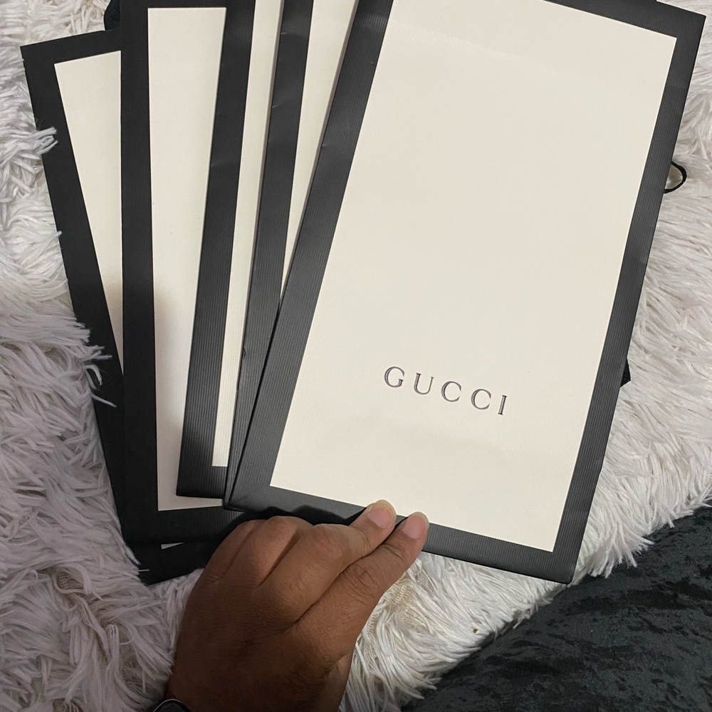 Gucci Elegant Black and Cream Bags